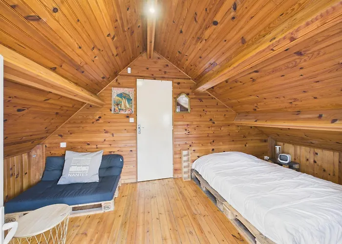 Holiday home Maison A 50m De La Mer, 8 Adultes 3 Enfants